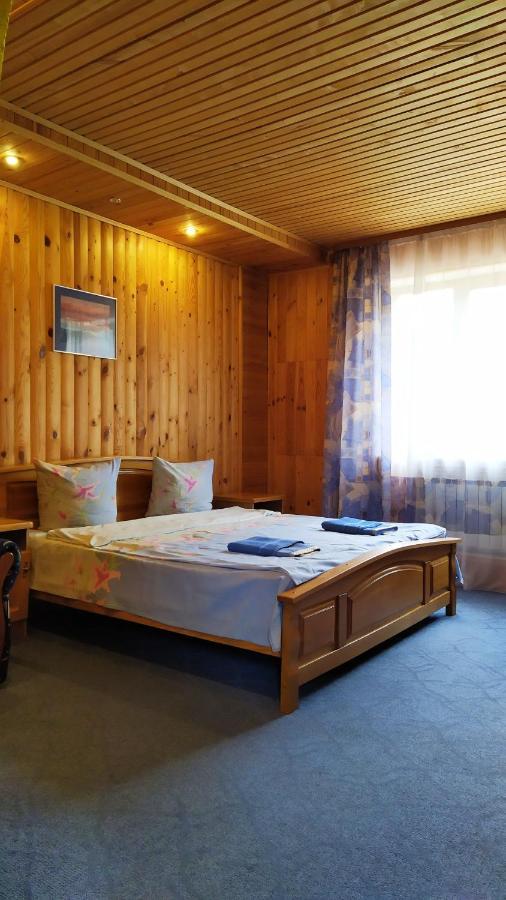 Guest House Shafran Yaremche Eksteriør billede